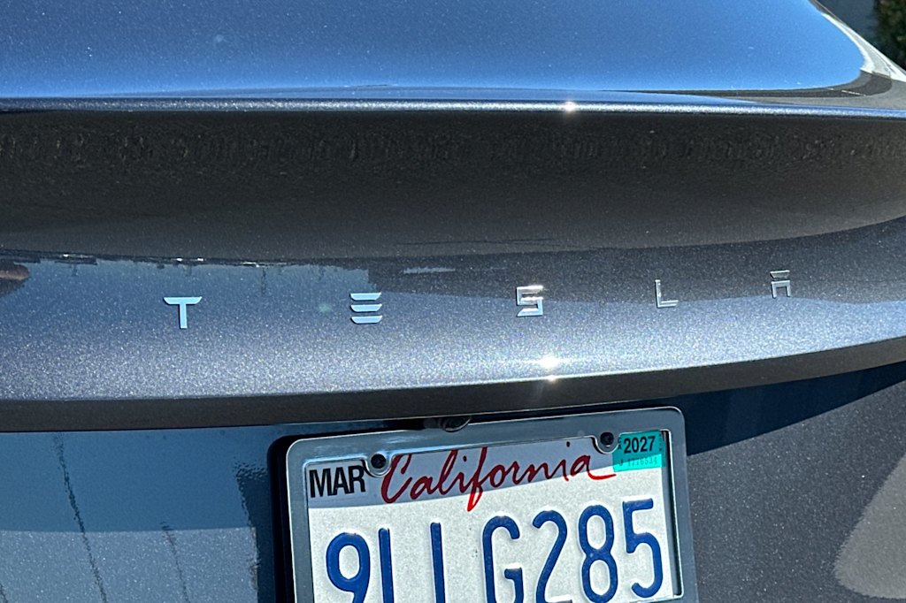 Thumbnail: 2024 Tesla Model 3 - 7