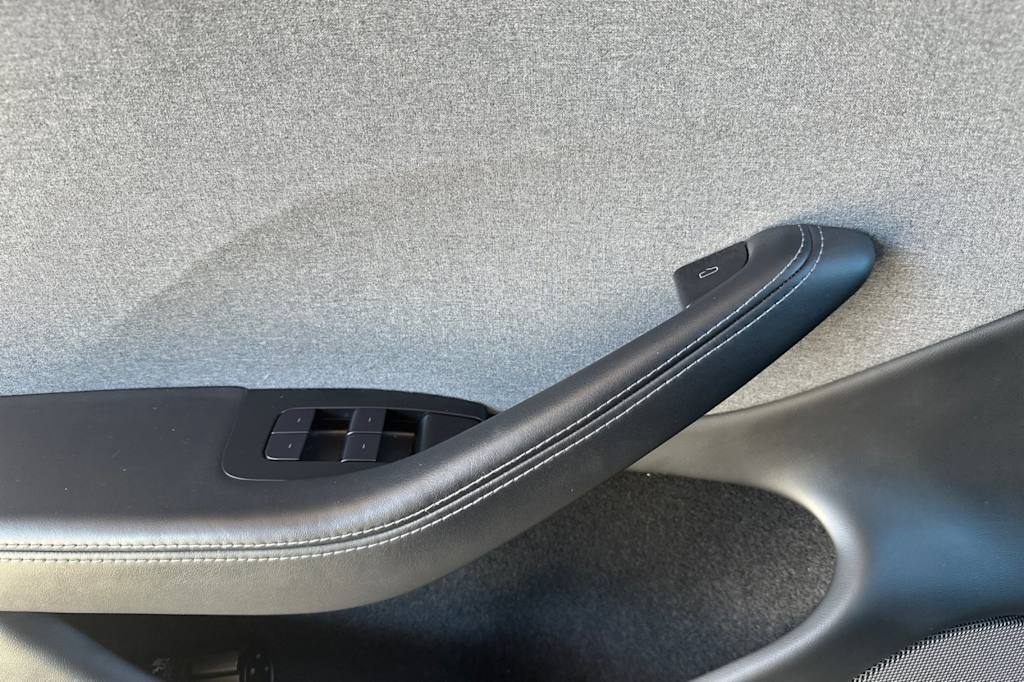 Thumbnail: 2024 Tesla Model 3 - 19