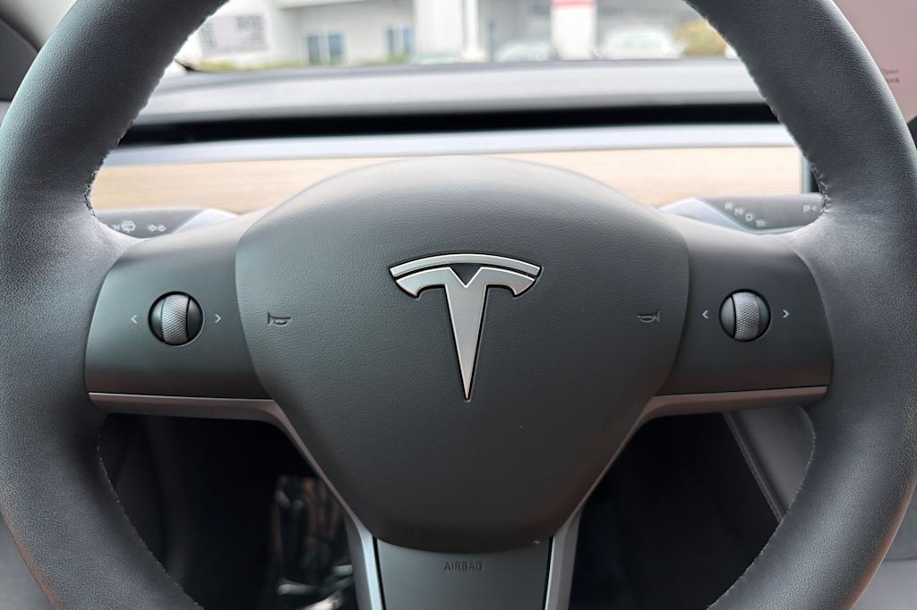 Thumbnail: 2023 Tesla Model 3 - 26