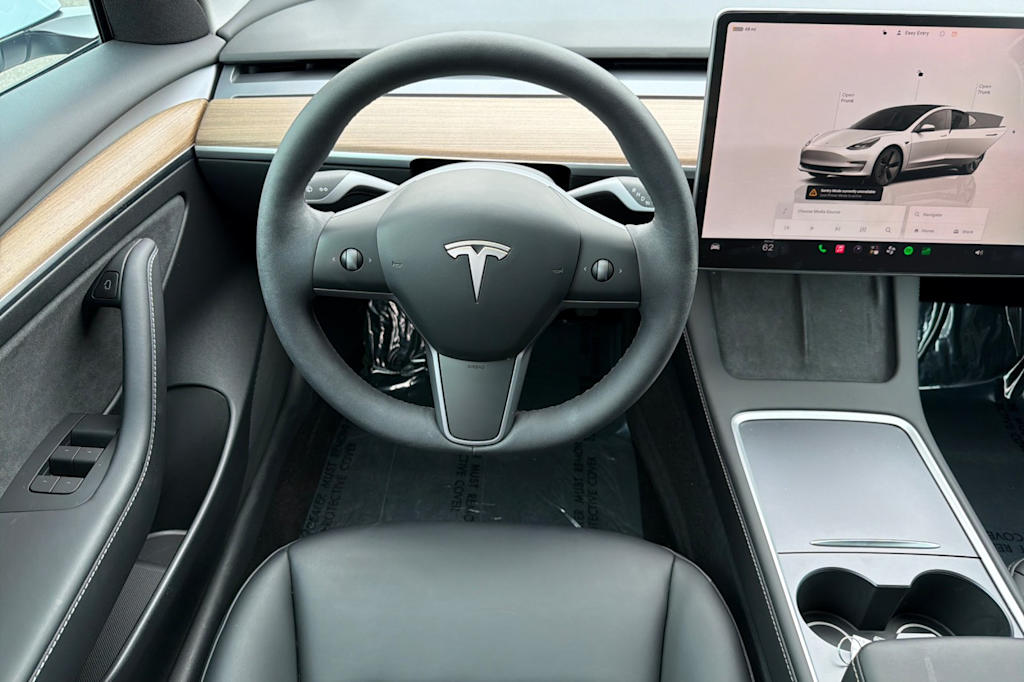 Thumbnail: 2023 Tesla Model 3 - 9