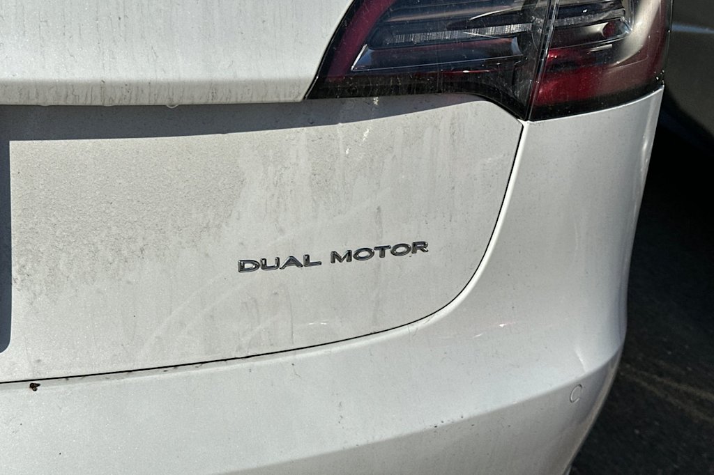 2022 Tesla Model 3 Long Range 9