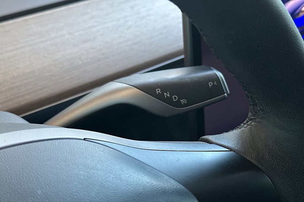 Thumbnail: 2022 Tesla Model 3 - 27