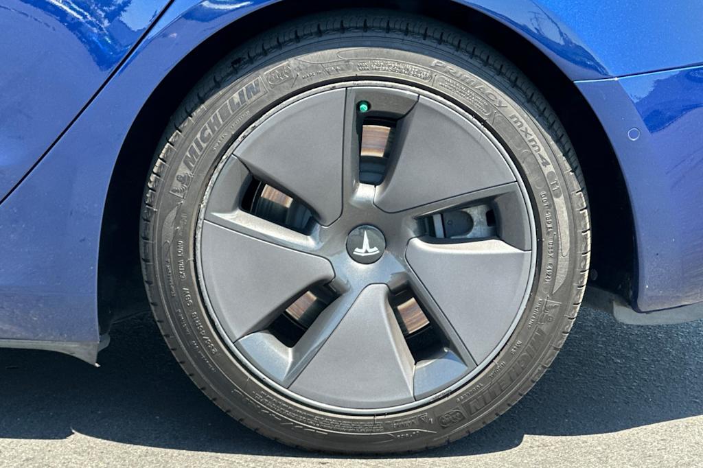 Thumbnail: 2022 Tesla Model 3 - 8