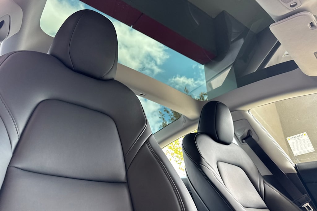 Thumbnail: 2023 Tesla Model 3 - 20