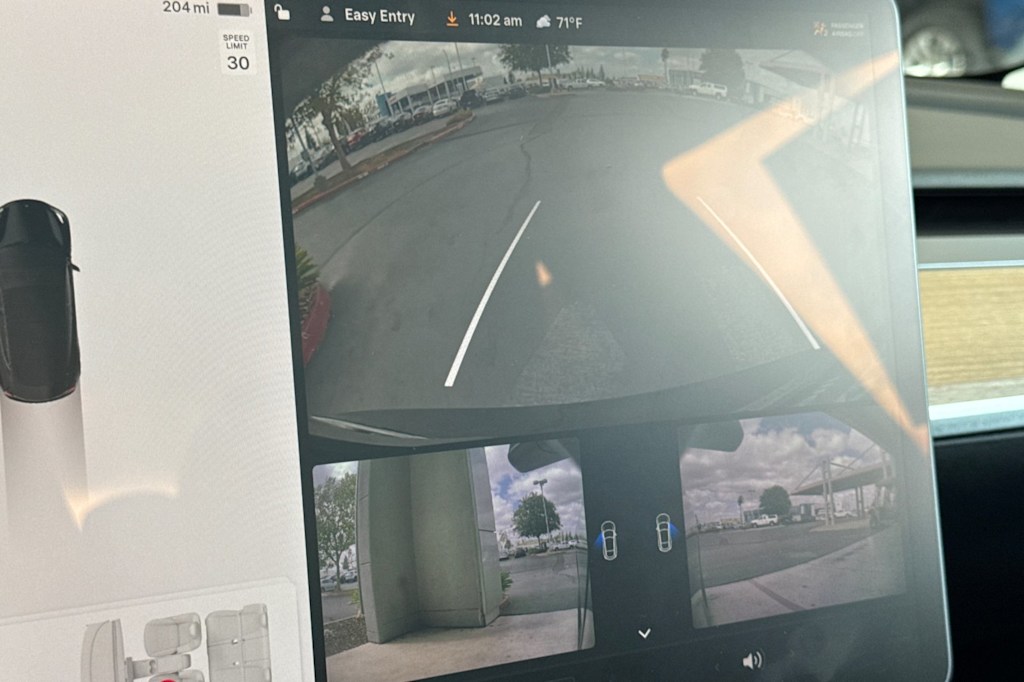 Thumbnail: 2023 Tesla Model 3 - 23