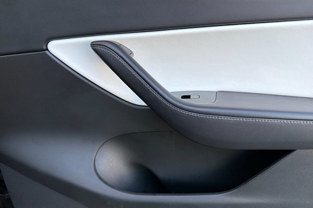 Thumbnail: 2021 Tesla Model Y - 22
