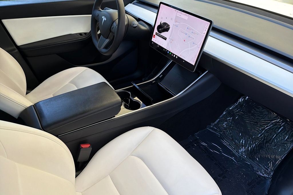 Thumbnail: 2021 Tesla Model Y - 10