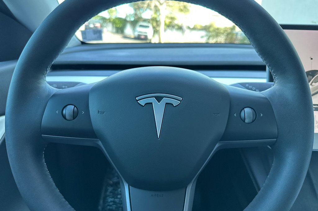 Thumbnail: 2021 Tesla Model Y - 27