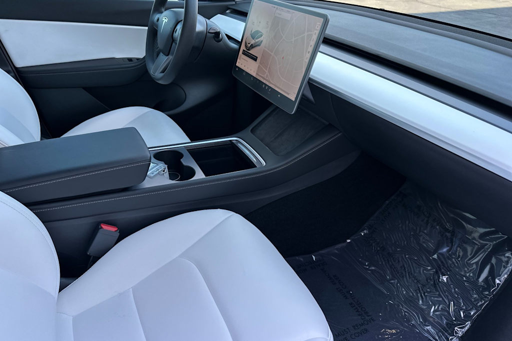 Thumbnail: 2021 Tesla Model Y - 11