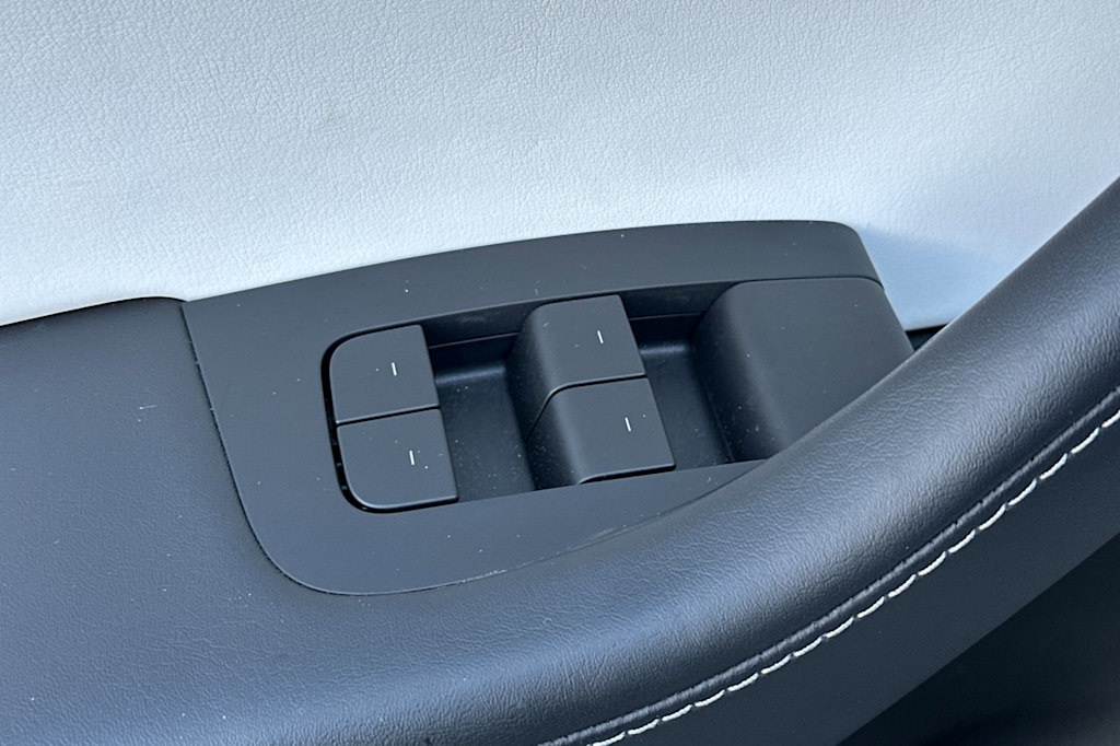 Thumbnail: 2021 Tesla Model Y - 20