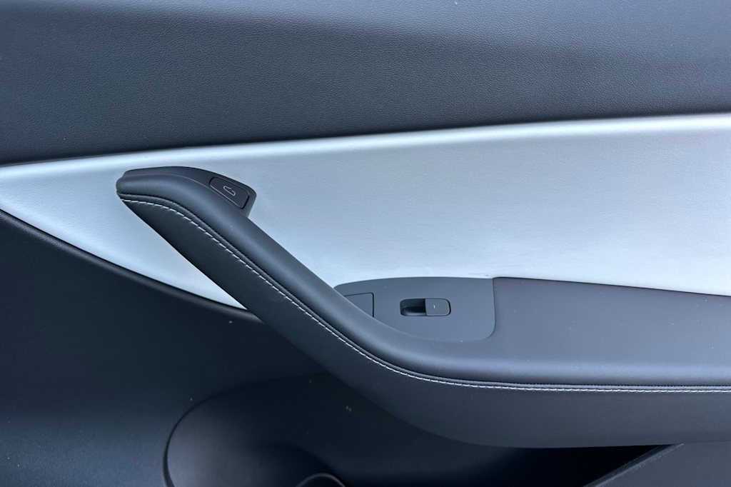 Thumbnail: 2021 Tesla Model Y - 7