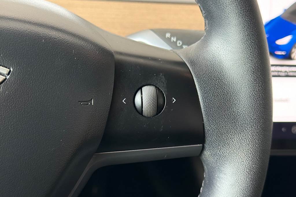 Thumbnail: 2021 Tesla Model Y - 29