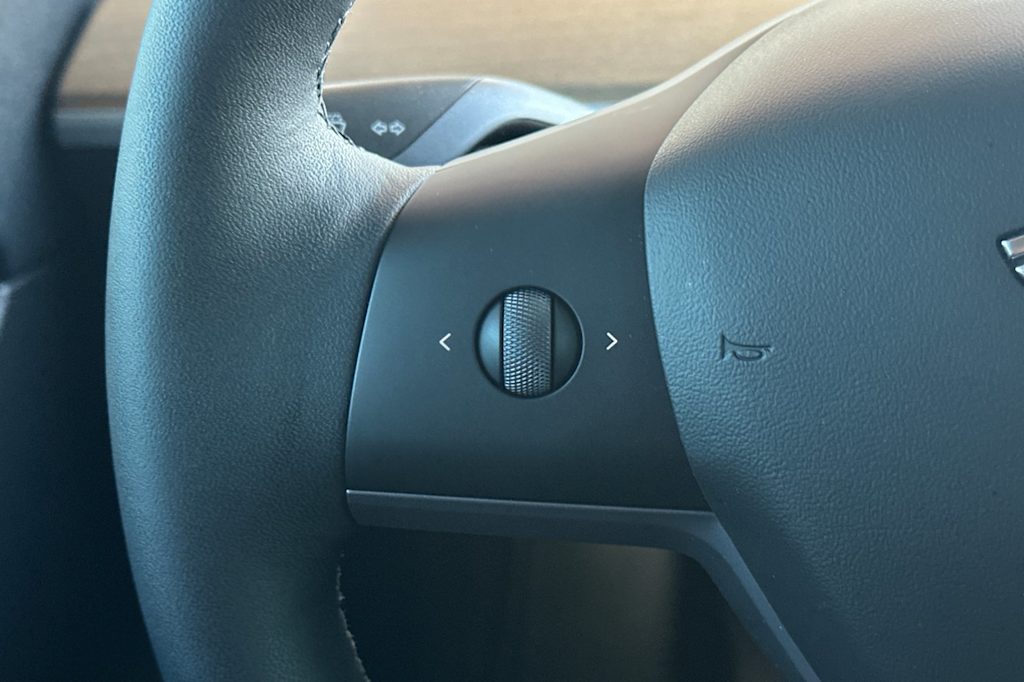 Thumbnail: 2021 Tesla Model Y - 30