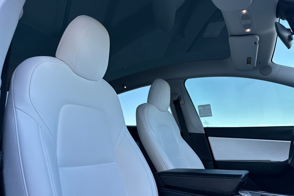 Thumbnail: 2021 Tesla Model Y - 21