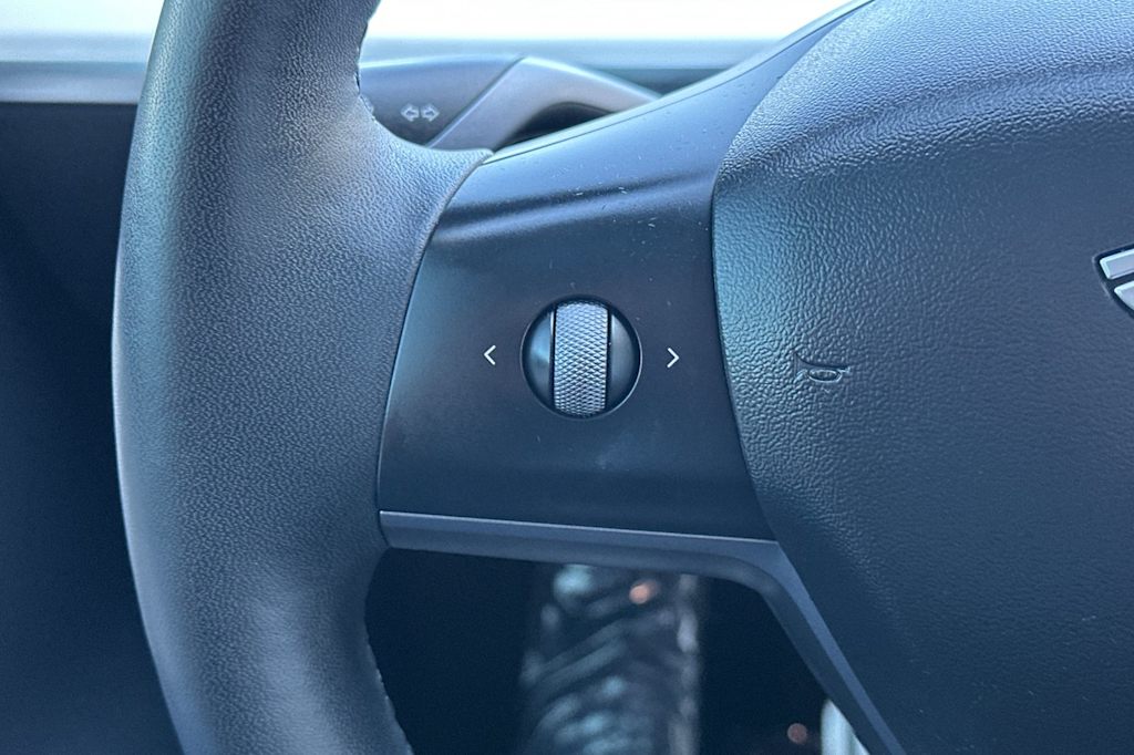 Thumbnail: 2021 Tesla Model Y - 28