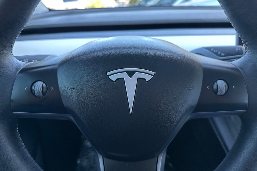 Thumbnail: 2021 Tesla Model Y - 27