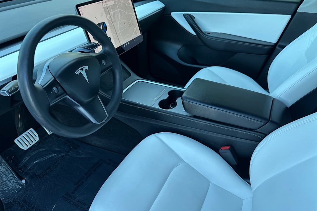 Thumbnail: 2021 Tesla Model Y - 10