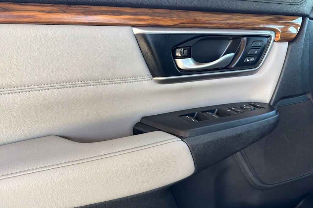 Thumbnail: 2019 Honda CR-V - 21