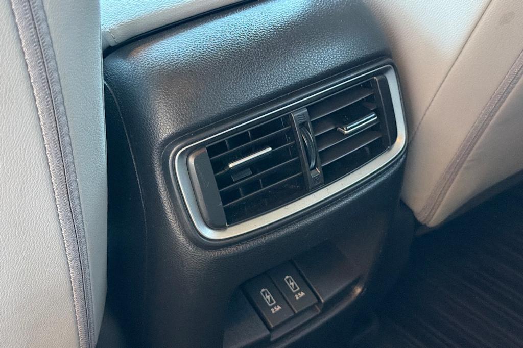 Thumbnail: 2019 Honda CR-V - 23