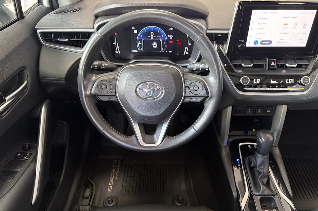 Thumbnail: 2024 Toyota Corolla Cross - 11