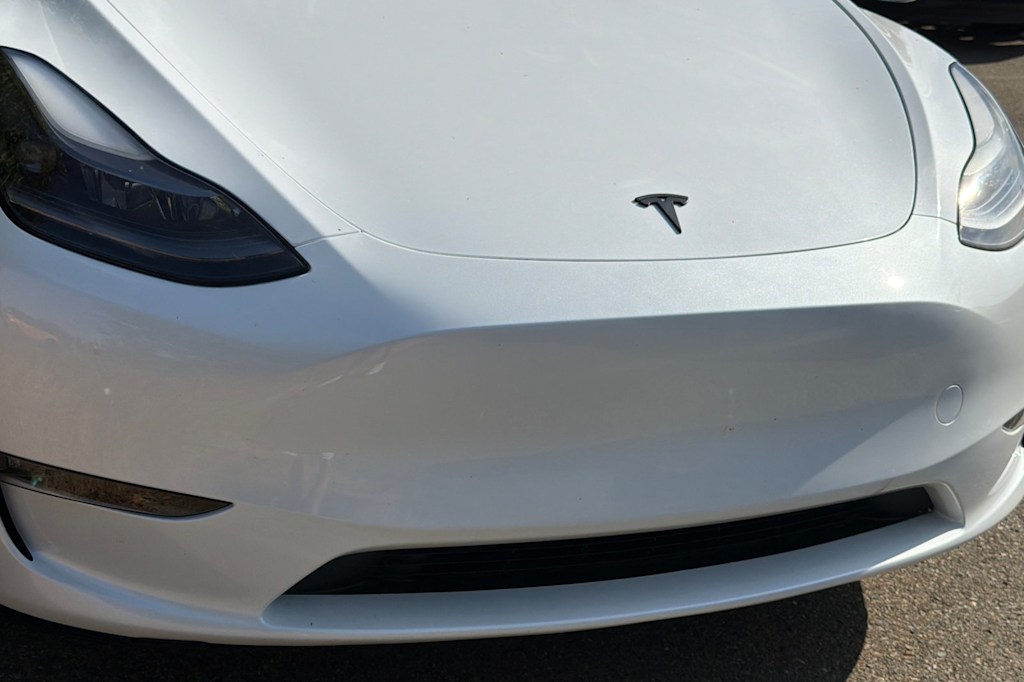 Thumbnail: 2023 Tesla Model Y - 12