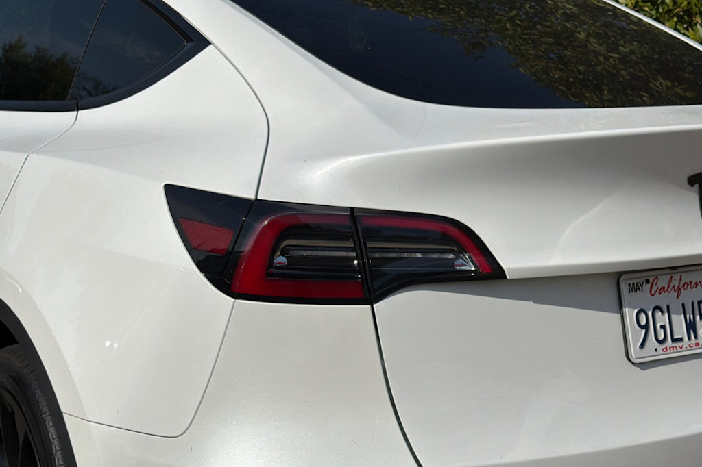 Thumbnail: 2023 Tesla Model Y - 16