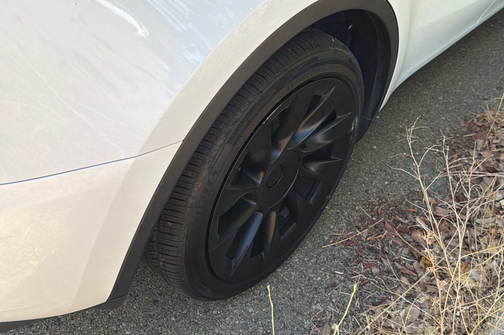 Thumbnail: 2023 Tesla Model Y - 15