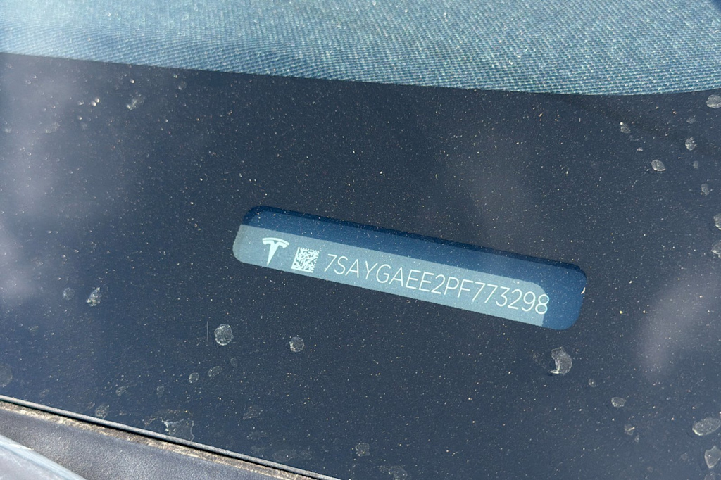 Thumbnail: 2023 Tesla Model Y - 8