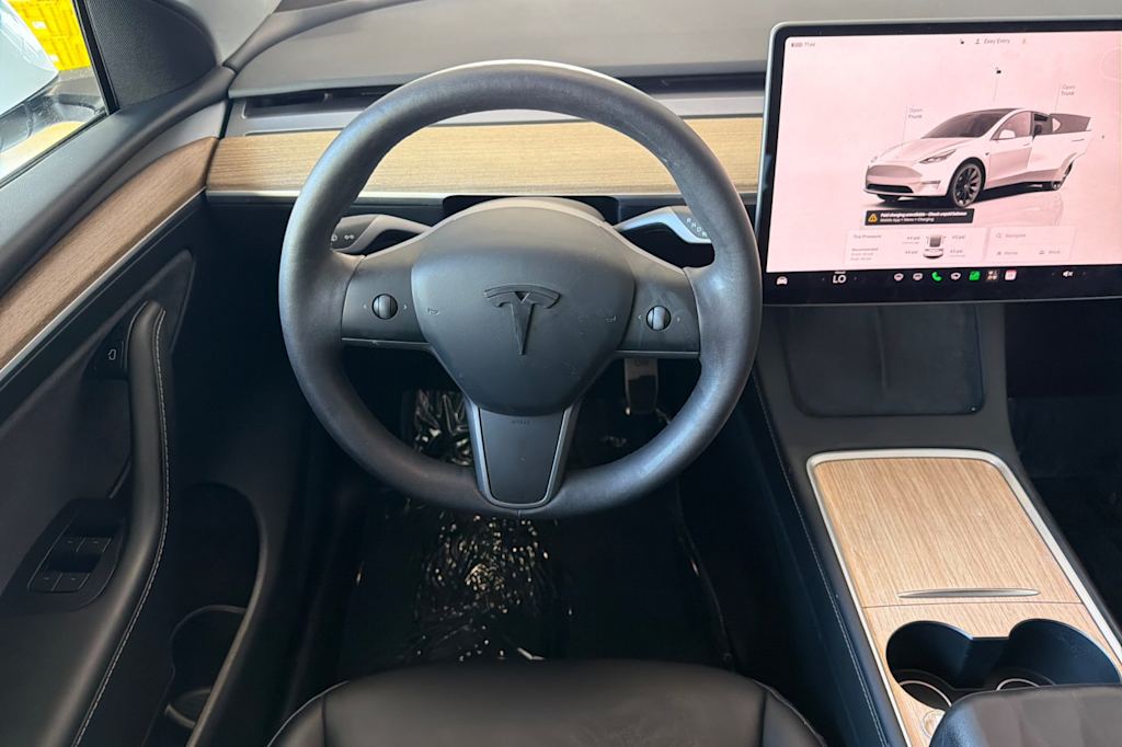 Thumbnail: 2023 Tesla Model Y - 9