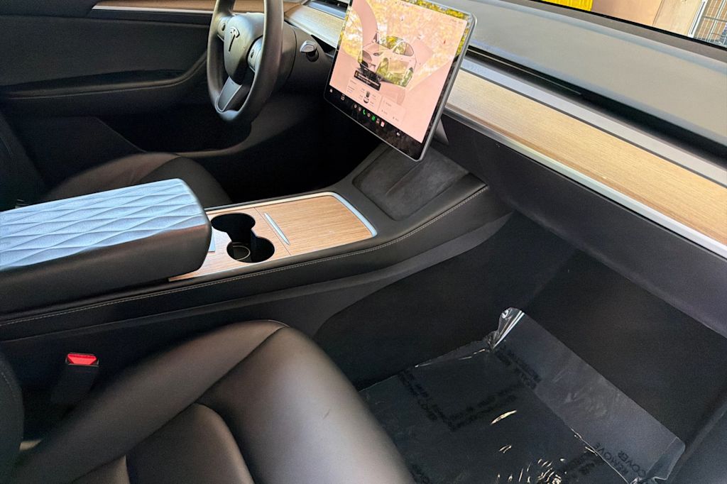 Thumbnail: 2023 Tesla Model Y - 11