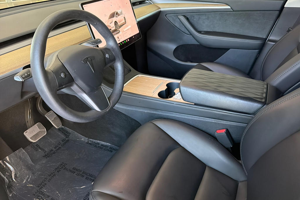 Thumbnail: 2023 Tesla Model Y - 10