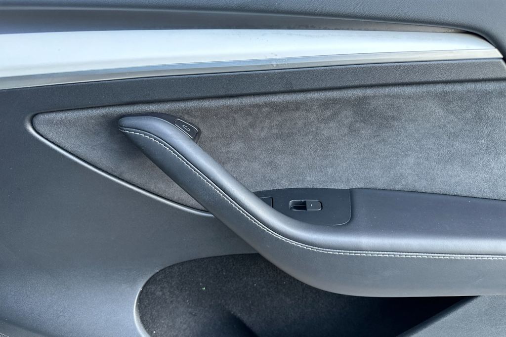 Thumbnail: 2024 Tesla Model Y - 23