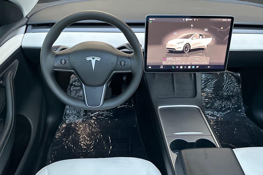 Thumbnail: 2024 Tesla Model Y - 9