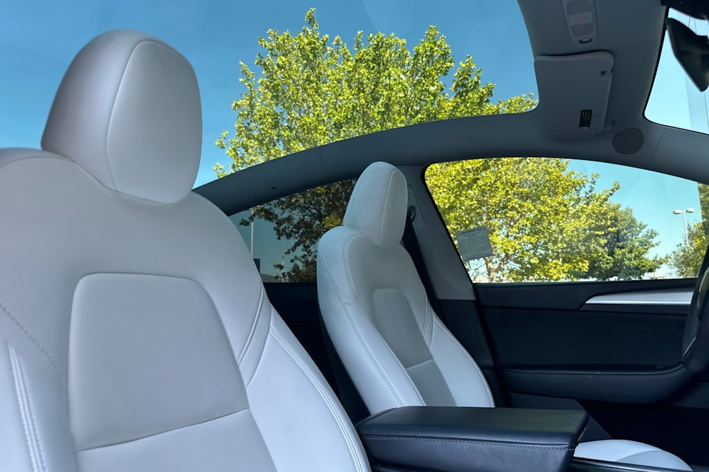 Thumbnail: 2024 Tesla Model Y - 22