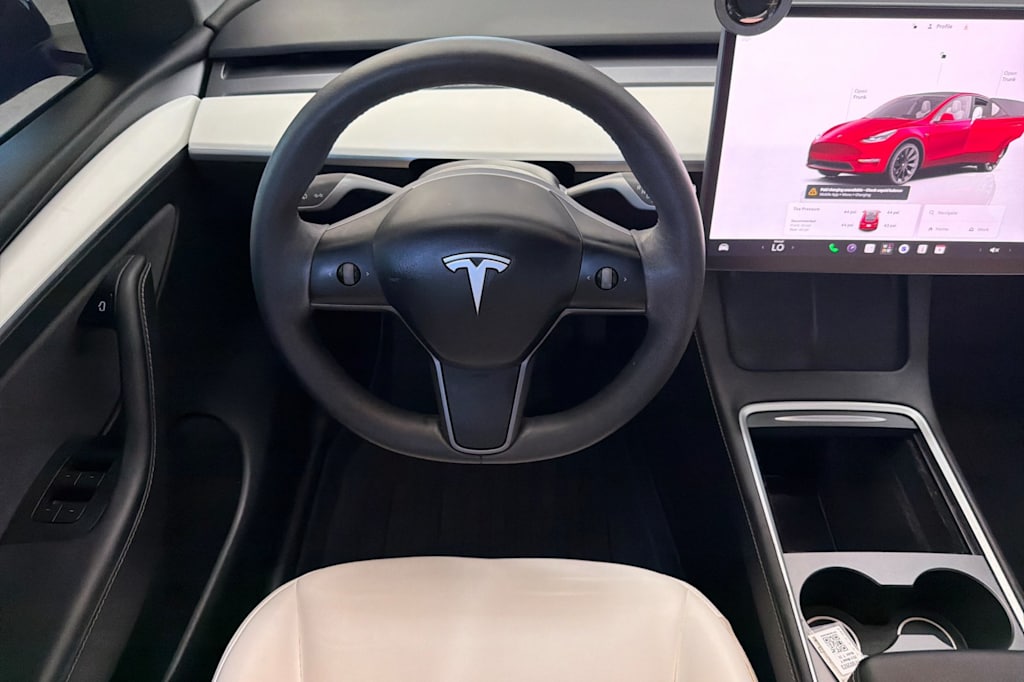 Thumbnail: 2024 Tesla Model Y - 8