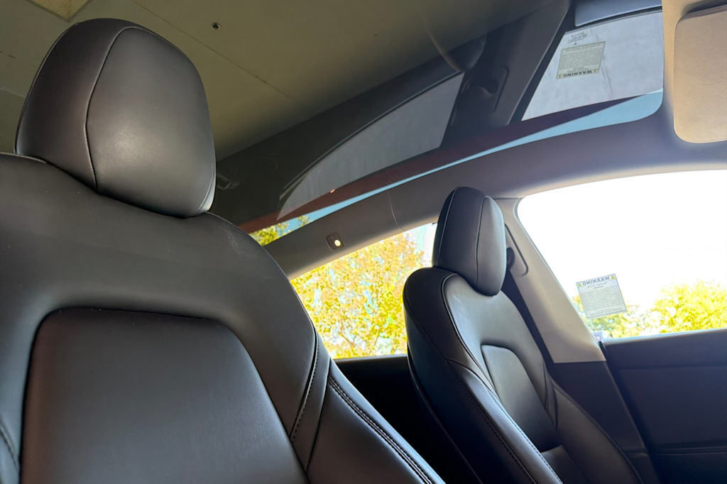 Thumbnail: 2023 Tesla Model Y - 24