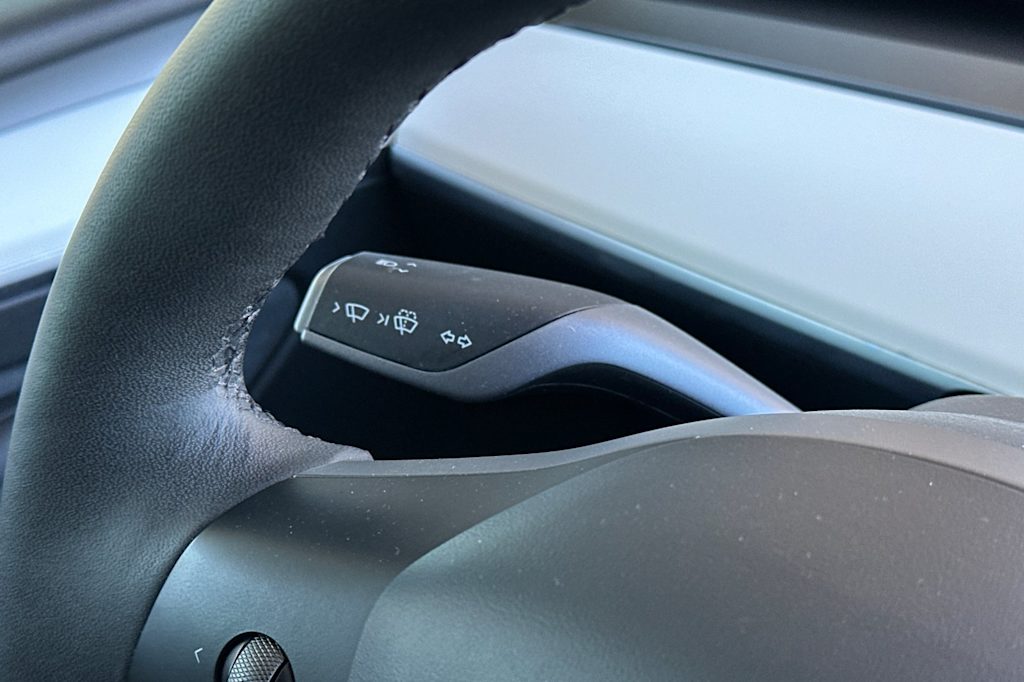 Thumbnail: 2023 Tesla Model Y - 32