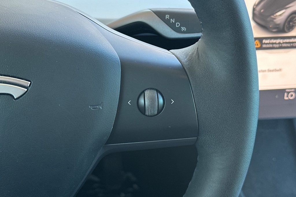 Thumbnail: 2023 Tesla Model Y - 30