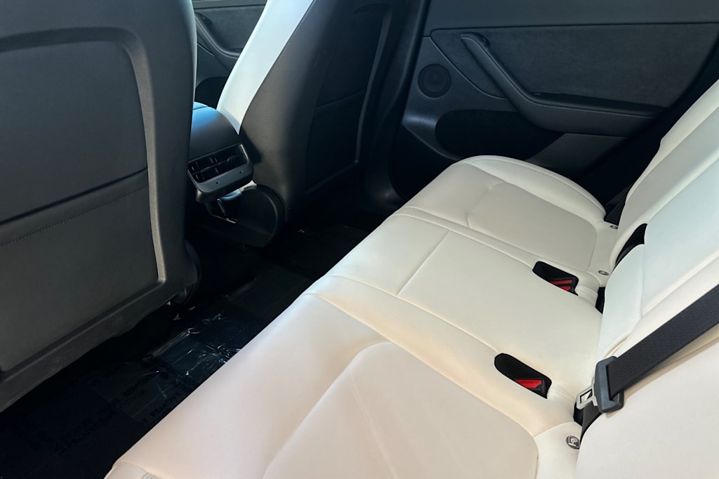 Thumbnail: 2023 Tesla Model Y - 12