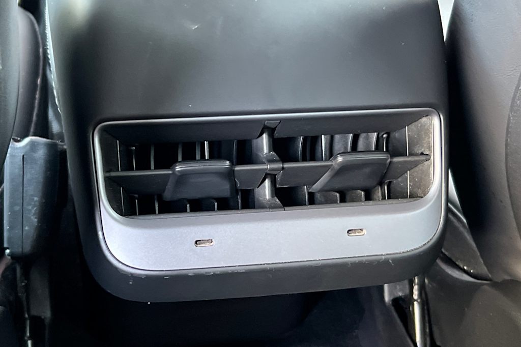 Thumbnail: 2023 Tesla Model Y - 21