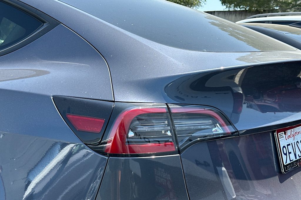 Thumbnail: 2023 Tesla Model Y - 16