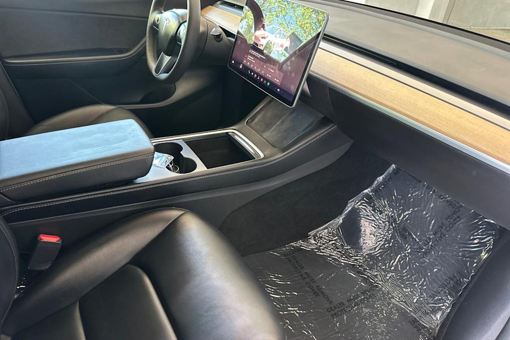 Thumbnail: 2022 Tesla Model Y - 11