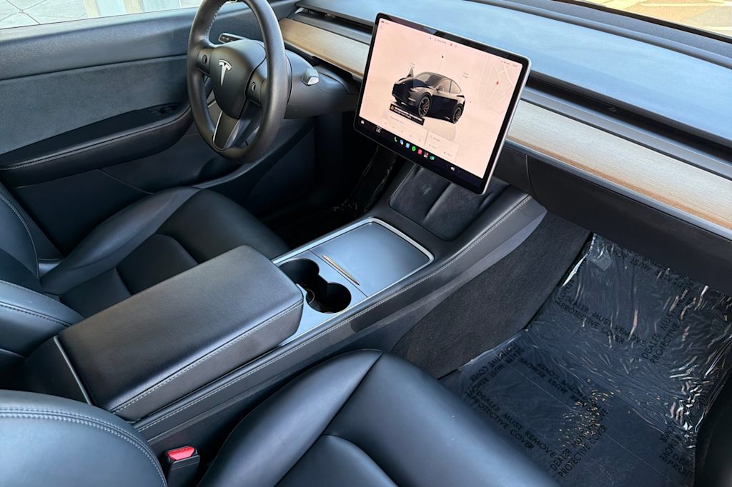 Thumbnail: 2022 Tesla Model Y - 13