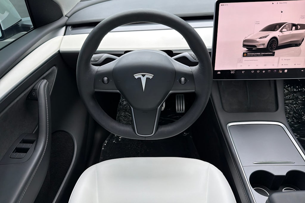 Thumbnail: 2022 Tesla Model Y - 9