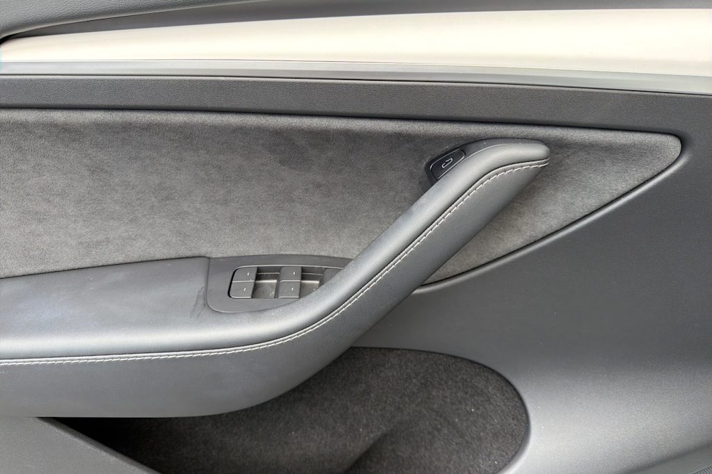 Thumbnail: 2022 Tesla Model Y - 19