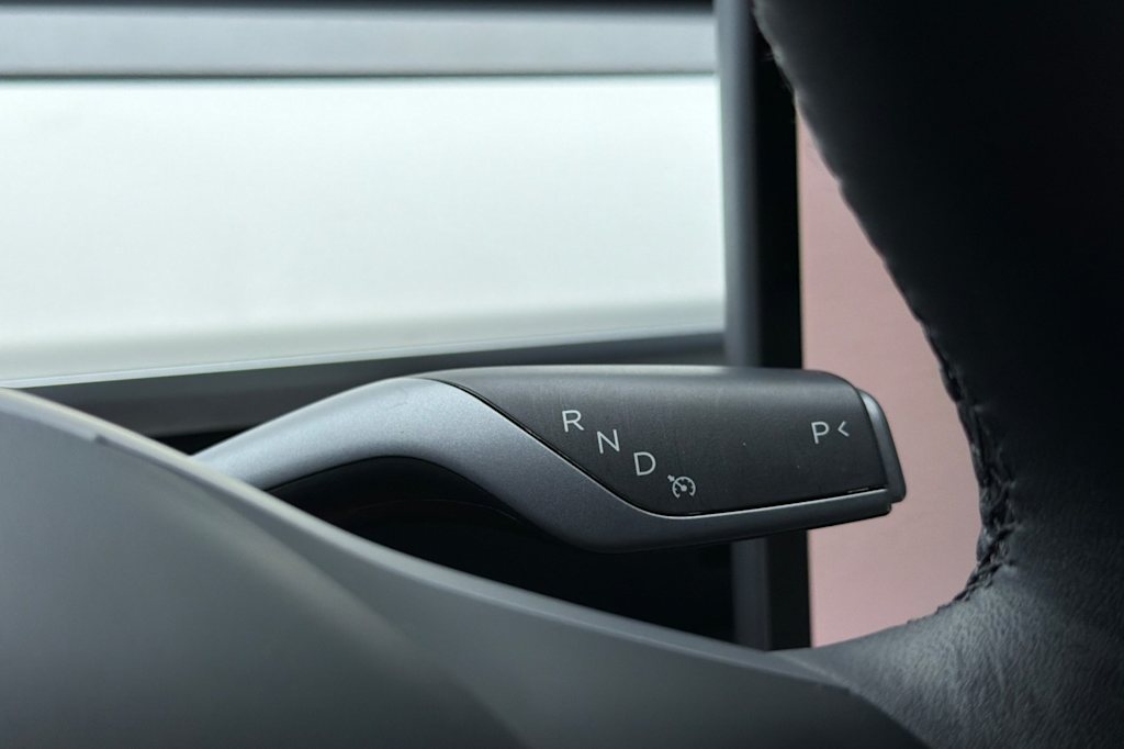 Thumbnail: 2022 Tesla Model Y - 27