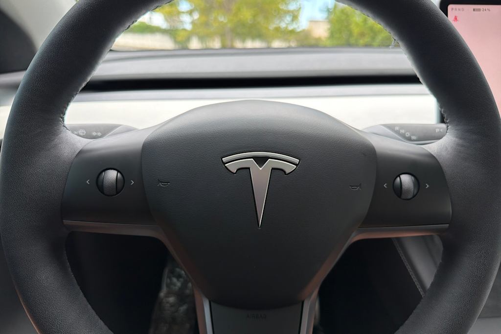 Thumbnail: 2022 Tesla Model Y - 28