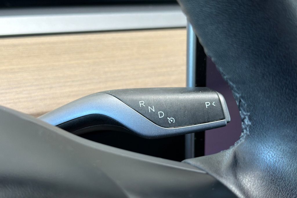 Thumbnail: 2023 Tesla Model Y - 17