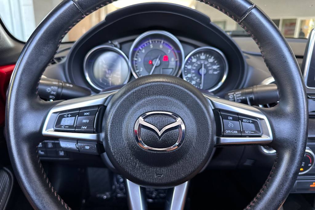 Thumbnail: 2016 Mazda MX-5 Miata - 26