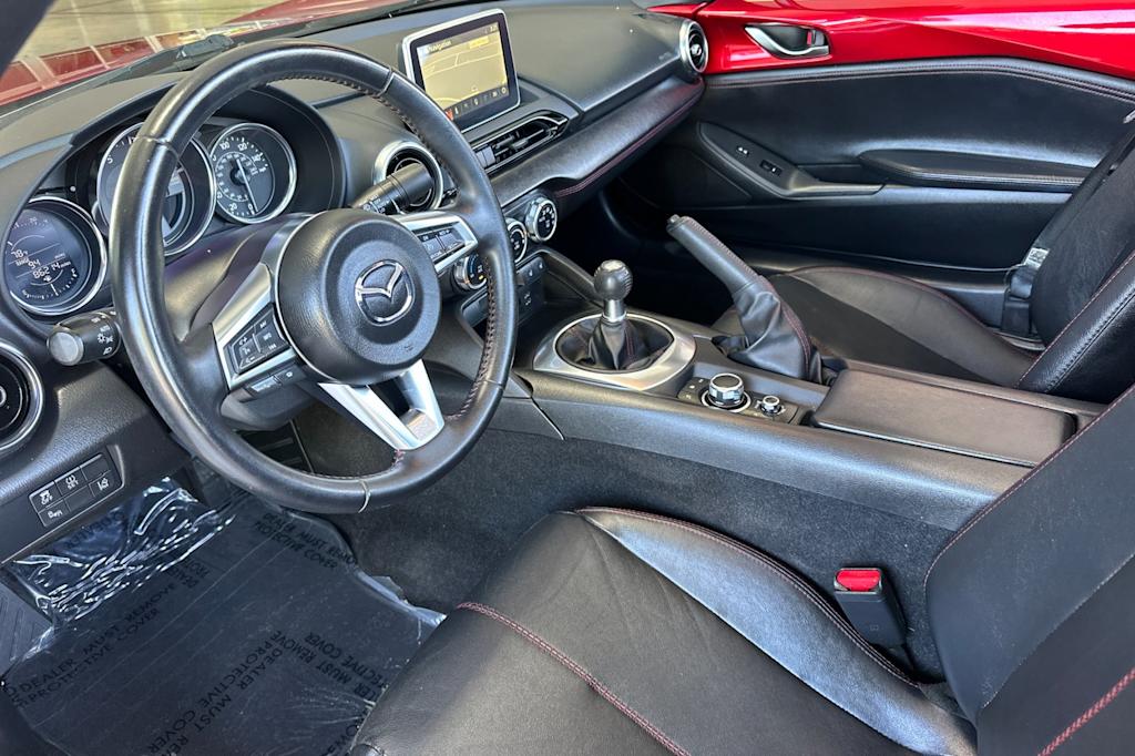Thumbnail: 2016 Mazda MX-5 Miata - 8
